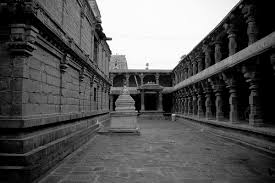 Draksharamam is a quaint little town located in the Godavari Delta, in the East Godavari district of Andhra. This otherwise sleepy little place hosts a temple with a history as old as our civilisation itself. Shiva worshipped as Bheemeswara and Parvati worshipped as Manikyamba.