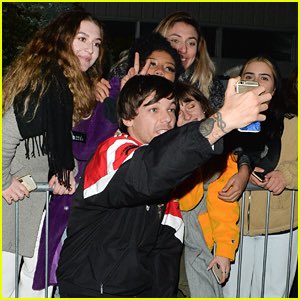 louis has a knack for making himself feel “ordinary” even though hear extremely famous. he speaks casually, laughs authentically, and speaks his mind and it makes us feel closer to him. he doesn’t feel like he’s in another world to us so we can connect with him and his music.