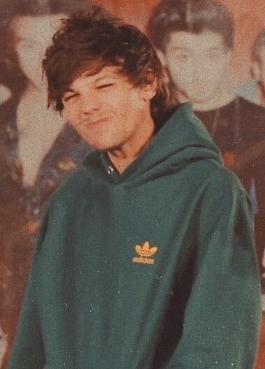 fin, lou shows his true colors & makes us feel by his side even though he has millions of people who love him. he makes everything personal. real. authentic. and always shows us he’s trying to do better in the world and for us and that commitment is what makes us commit back <3