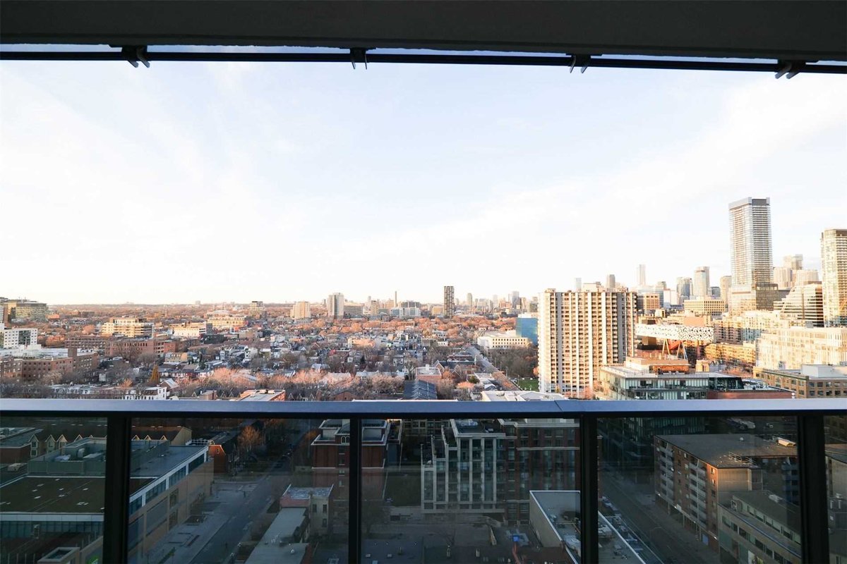 PeterSgro's tweet photo. Congratulations to my clients I &amp; A on their new space in the sky. City view, tree tops and trendy shops, the perks of urban living! All the best in your new home!

Thinking of buying, selling or leading? Message me directly to learn how I can help.

#RealEstate #Condo https://t.co/za0hTx52Eg
