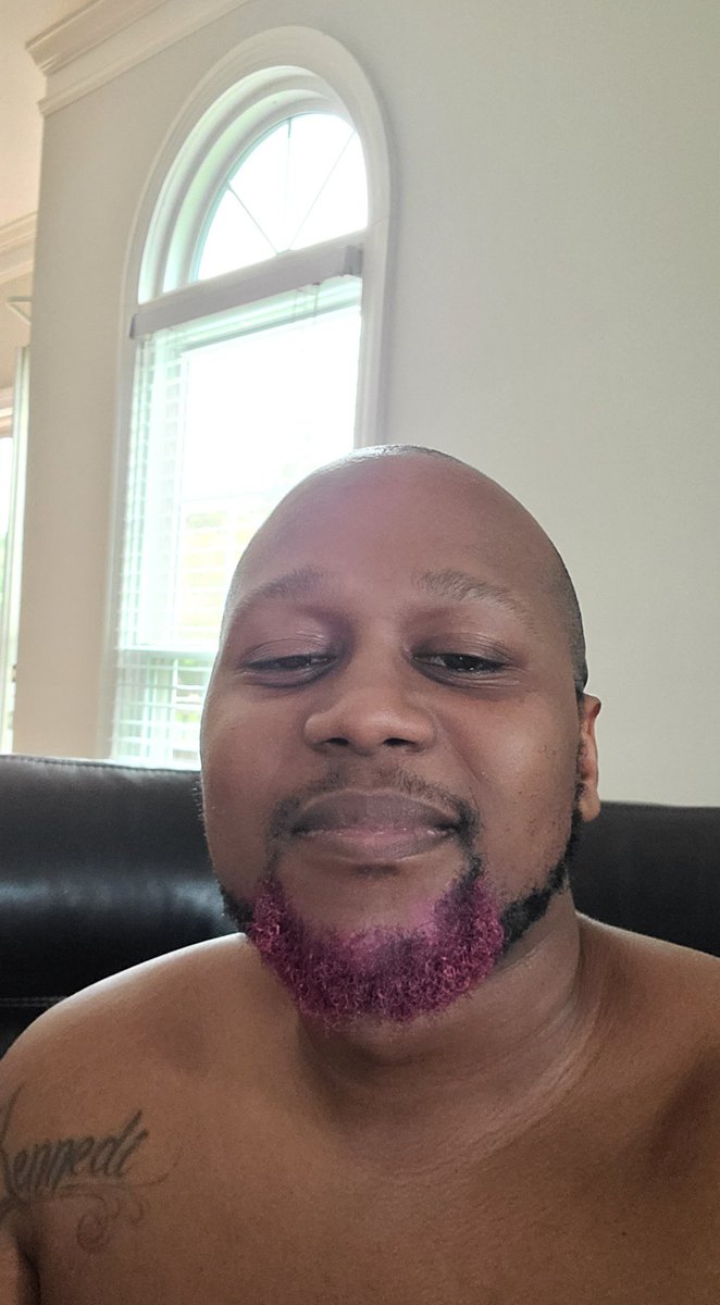 SisoNtuli's tweet photo. @JusticeSikakane @Brooza21 💪🏾💪🏾💪🏾 #GirlDad all the way #3Times #ColorTesting We do this!!!!!! https://t.co/nKNqVlKepF