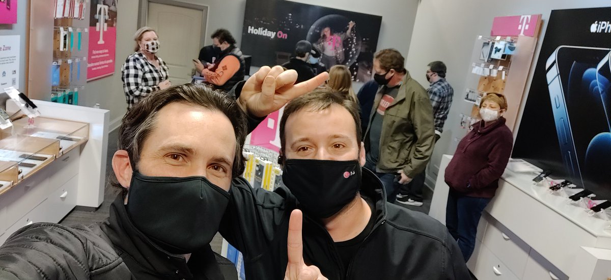 Day 17 of daily visits to our recently acquired stores! 63 stores total to visit on this trip between Nashville, Atlanta, Birmingham, Montgomery, Memphis and Knoxville!!! I'm on a mission to visit the 46 new Verge Mobile locations and all the Frontline team I can! #2021StoreTour