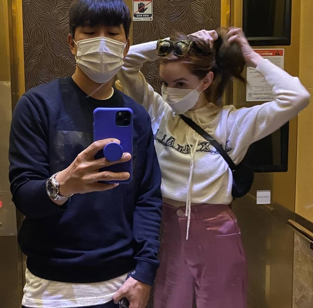 TROSPhils's tweet photo. We wish you a happy happy birthday appa @milany_p @official_captainpa!🥳🎉🎂
Always take care of your good health.🥰

#parkjooho #parkjooho👨 #jooho #joohopark #msannapark #naeun #gunhoo #jinwoo #eden #aciel #élyséen #parkfamily #gunhooaciel #tros #troskids  #thereturnofsuperman https://t.co/9vEbegERMP
