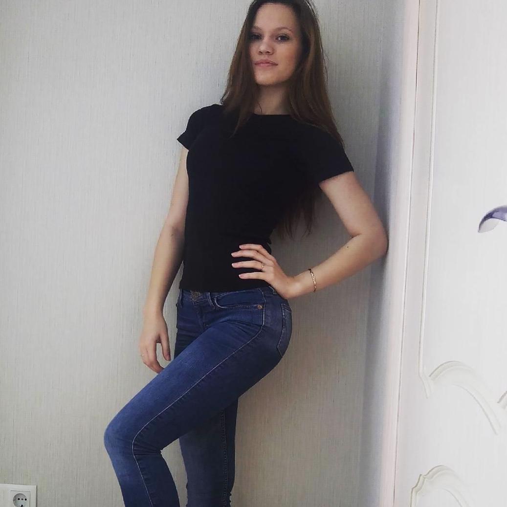 Francesca Summers (@francescasumm18) on Twitter photo 