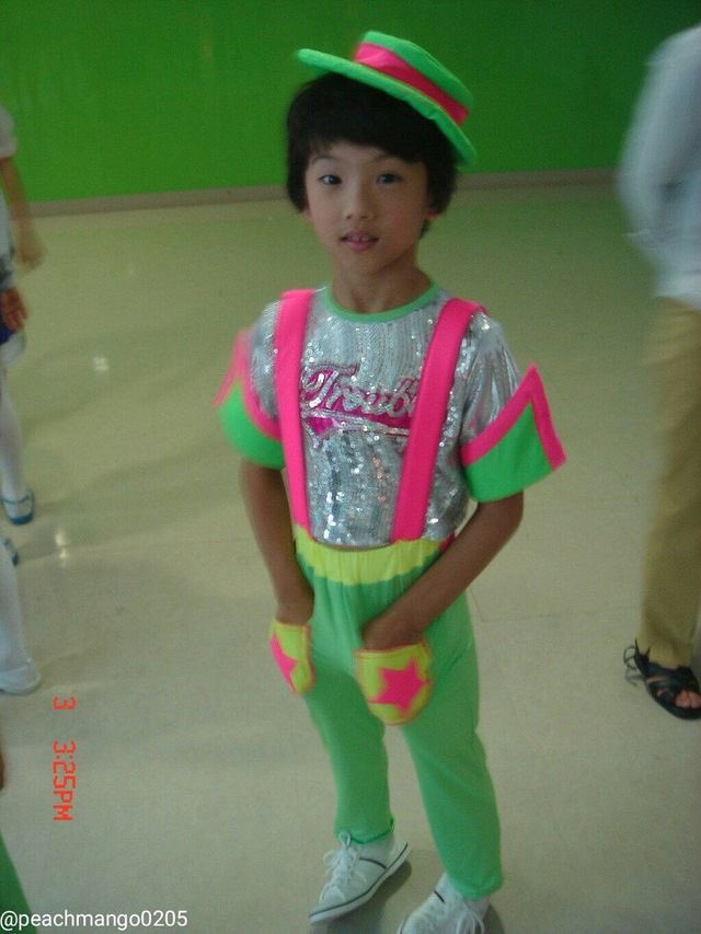 ไง เด็กใหม่                     หวัดดีคับ