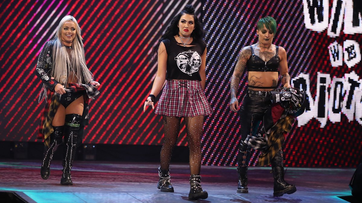 LIV MORGAN FANSITE tweet media