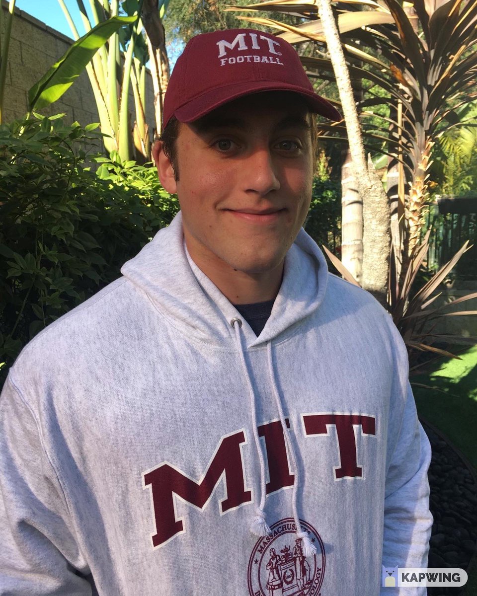 e_comiskey70's tweet photo. Proud to announce my commitment to furthering my academic and athletic career with THE @MITFootball. Future Looking Bright #RollTech 📸 @ColeTran3 https://t.co/6L9V476QoA