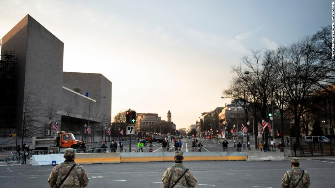 hypervocal's tweet image. Pentagon authorizes 25,000 National Guard members for inauguration bit.ly/3oODpXz