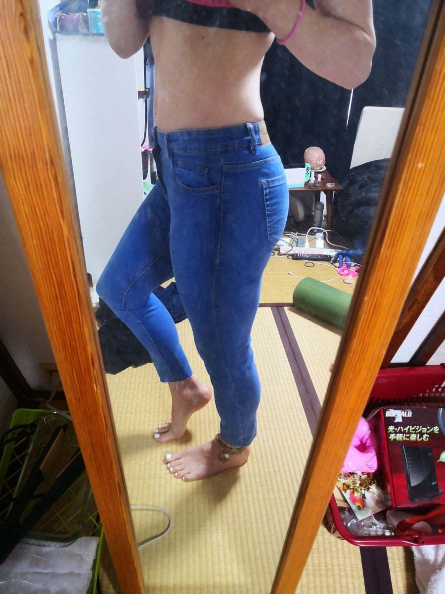 GoddessJuliessa's tweet photo. #findomgames #paypiggames im curious and feeling cute AND MEAN, as usual 💪🏻 let's play a game where I torment you. Cash app $BeautyBomb send any amount and Ill snap and send ya any non nude pic of your choice https://t.co/EFcAWTt3y8 https://t.co/UpQrng1PBw