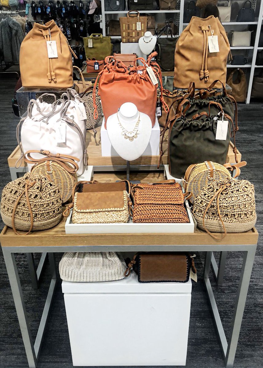 Team Lead Rachel and I fixture blocked and created new impactful moments in accessories today, featuring new product with a spring influence to inspire our guests and team! 🌸 ☀️ 💐 #Target #spring #GUEST <a href="/sarah_hunsucker/">Sarah Hunsucker</a> @I_Tob26 @DES_TGT <a href="/DylinFowler/">Dylin Fowler</a>