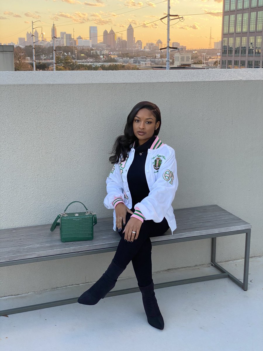 PRETTY on purpose 💗💚 #J15
Setting the Standard since 1908 💕
 
#aka1908 #AKA #1908
