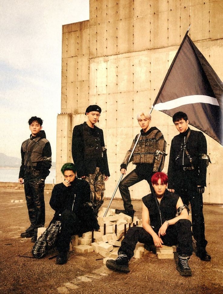 THEORY ALERT: EXO & X-EXO- did you at least expect or thought about exo having their x-versions? if yes, from when? if no, then here's a theory for you. A VERY NECESSARY THREAD;  #EXO  