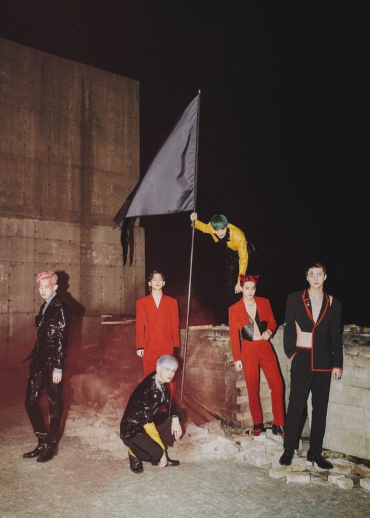 THEORY ALERT: EXO & X-EXO- did you at least expect or thought about exo having their x-versions? if yes, from when? if no, then here's a theory for you. A VERY NECESSARY THREAD;  #EXO  