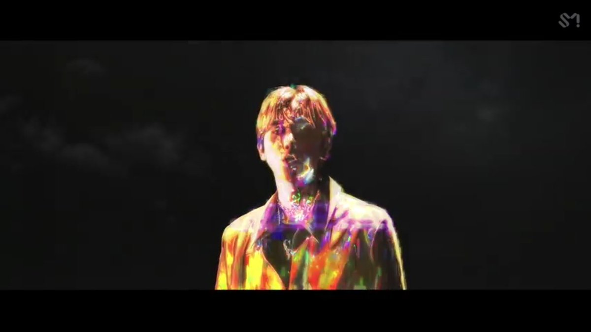 the pictures from overdose emphasizing their reflection, the experiments from lucky one being watched, the robotic voice, transformation and glitches from tempo.it's an execution of the plan to activate exo's red energy- their clones, or better yet, their x-versions.