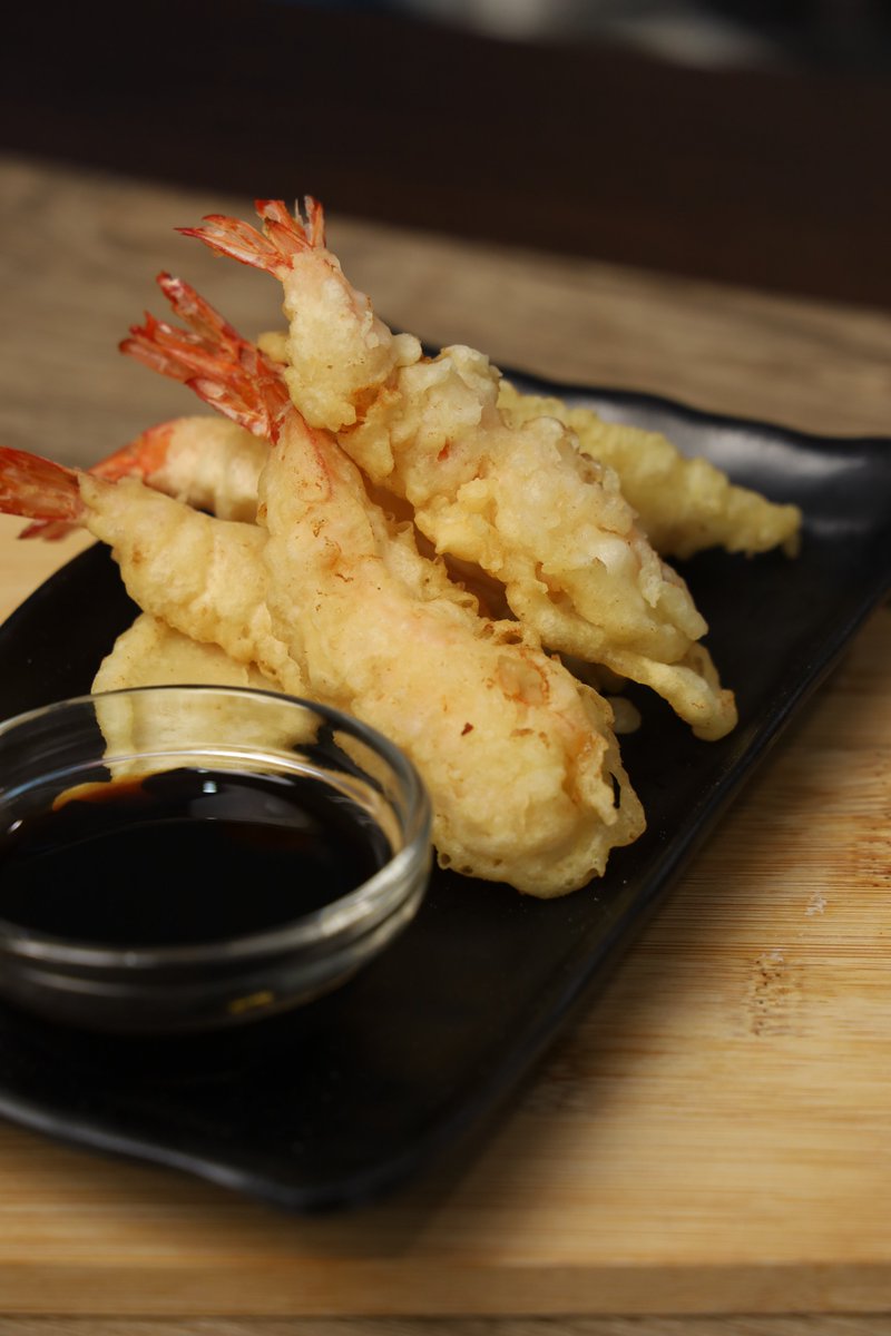 FriendcheapM's tweet photo. SHRIMP TEMPURA RECIPE ( Crispy Fried Ebi Tempura )
Watch Full Video: https://t.co/Ru8oEPbKG3

This Recipe is Made of Shrimp / Ebi Coated with Flour, Dip in Tempura Batter and Deep Fried. Best Serve with Tempura Sauce.

#shrimptempura #tempura #ebitempura https://t.co/a9OimRkdEL