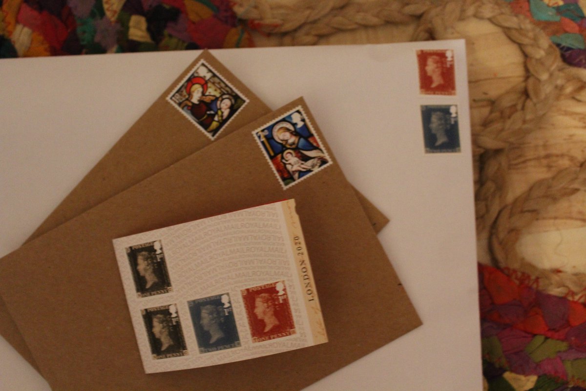 TheWritingWeb's tweet image. This year's letters, last year's stamps. 💌

Dashing through the drizzle to the post box in my PJs has convinced me that staying in bed and writing to the people I'm unable to see is the best plan for me this morning. 🧡

#WritingRocks #WritersByNight #UniversalLetterWritingWeek