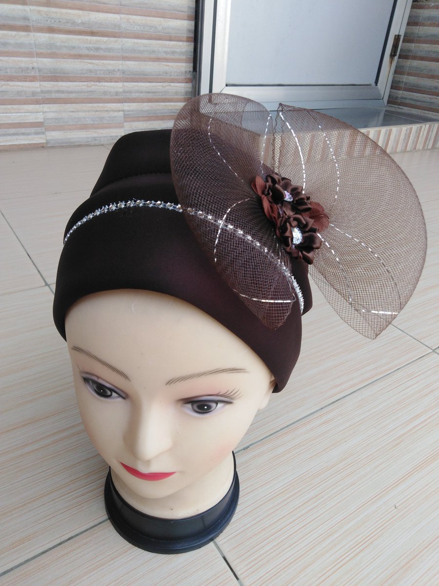 estizzles's tweet image. Simple, classy n elegant...