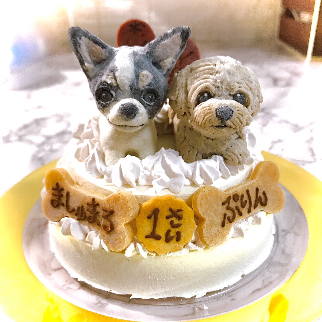 Bibiche ビビッシュ Ar Twitter わんこの似顔絵ケーキ注文受付開始 クリスマスが終わって やっと取りかかれるぞ お家の可愛い子ちゃん の写真を送って頂ければお作りします トリミング トリミングサロン 目黒 不動前 犬ケーキ 犬のケーキ 手作り