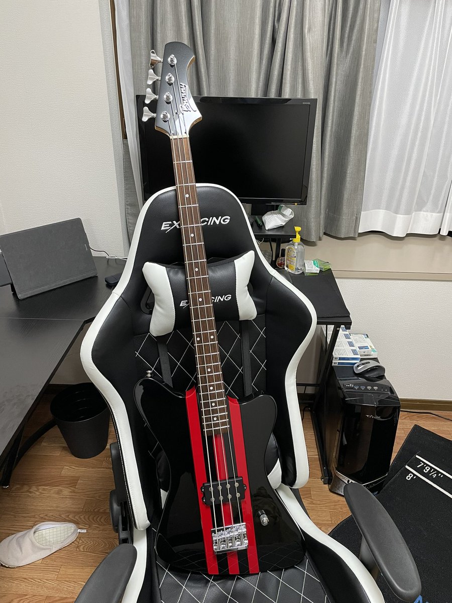 中村てんがさんさん On Twitter ついに ずっと探し求めていた10 Feetのnaokiモデルのベースを手に入れました かっこええええええええ