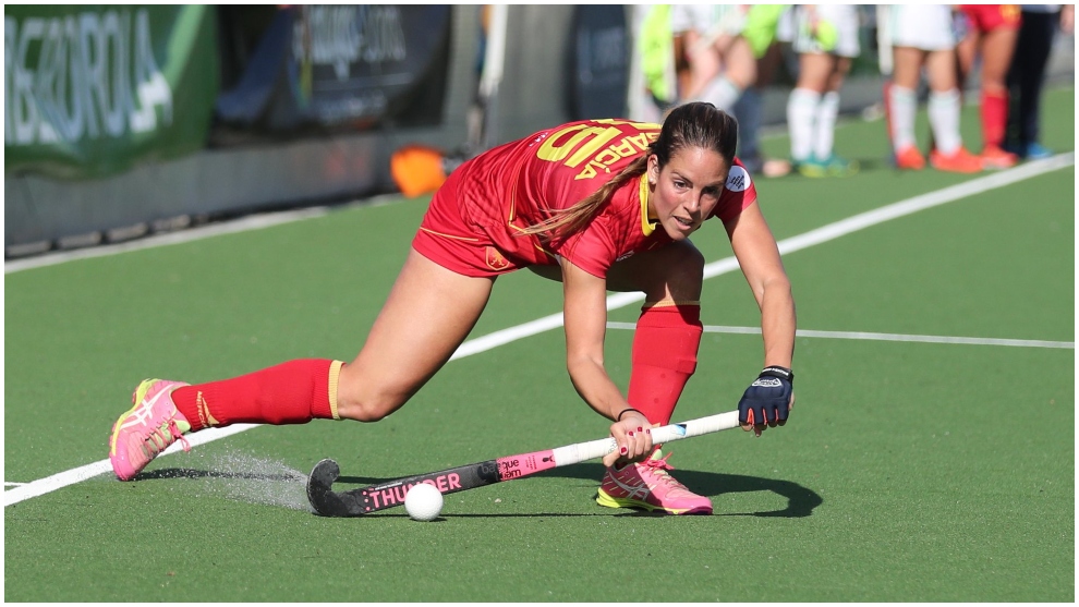 MARCA Polideportivo (@marcatmf) on Twitter photo Una grave lesión de rodilla, la tercera en su carrera, le obligó a decir adiós a Tokio. La pandemia le ha dado la posibilidad de volver a luchar por un puesto en la <a href="/AbsolutaFem/">RedsticksHockeyFem</a>. La cruzada olímpica de Maialen García 🏑bit.ly/3nNCTrl Una grave lesión de rodilla, la tercera en su carrera, le obligó a decir adiós a Tokio. La pandemia le ha dado la posibilidad de volver a luchar por un puesto en la <a href="/AbsolutaFem/">RedsticksHockeyFem</a>. La cruzada olímpica de Maialen García 🏑bit.ly/3nNCTrl