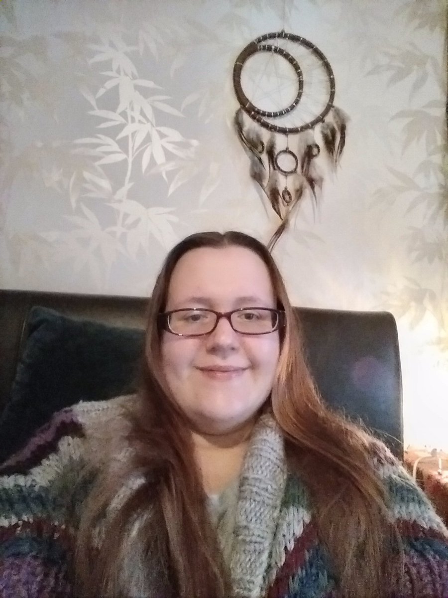 deadlygardener's tweet photo. #ThisIsGoth #EveryDayGoth #WarmGoth #ComfyGoth https://t.co/XztmCfFCdA