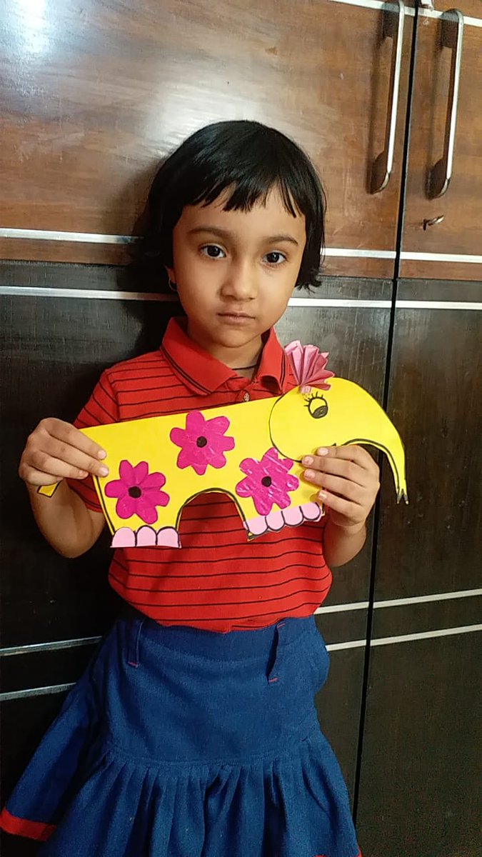 SAI_Edu_In's tweet photo. They enjoyed the story 'The Ant and the elephant' narrated by the teacher through a video presentation. After the storytelling session,their imagination was beautifully expressed by making a character of the story.
#Naturalisticintelligence https://t.co/0zJGprgkos