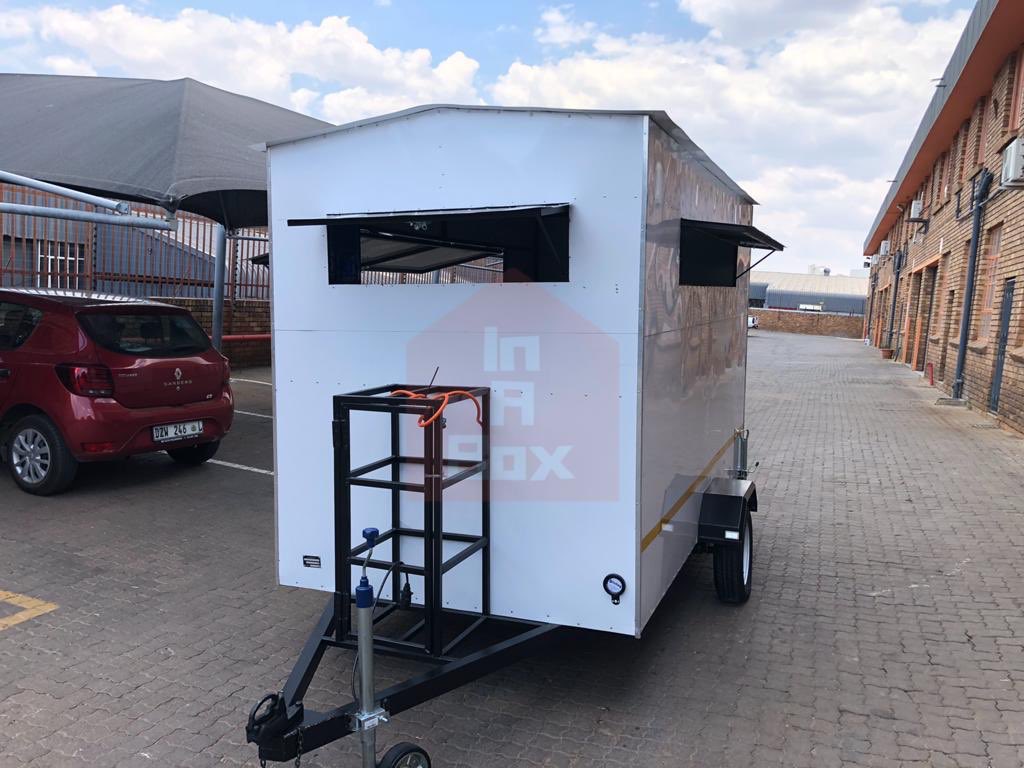 mobiletrailersA's tweet photo. #DJSBU we are a bunch of unemployed graduates who make and manufacture mobile kitchen trailers. Our kitchens start at 21000 
WhatsApp or call us on 062 465 8429 📍12 vervoer street kya sands jhb https://t.co/XRC3Ad53yJ