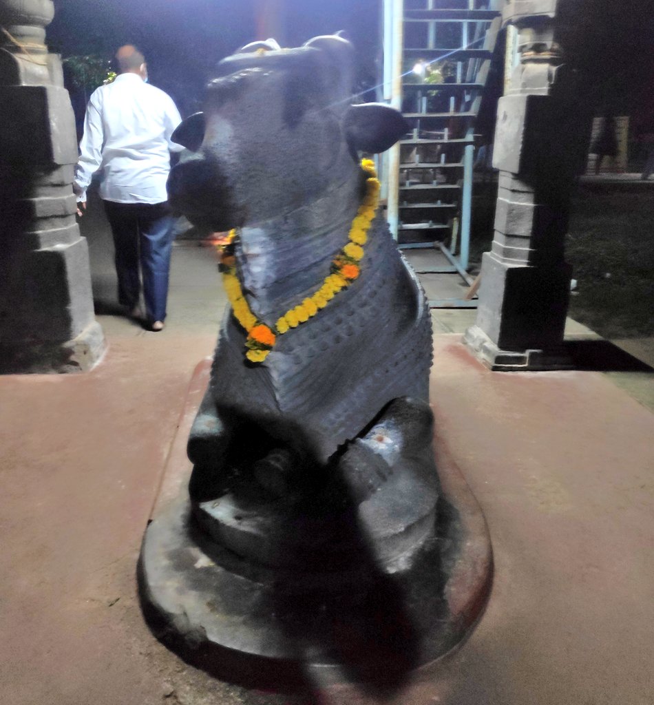 The Large Nandi statue in the courtyard doesn't face the main sanctum of Shiva but towards the shrine of his consort, Parvati  (Certainly knows who is incharge)