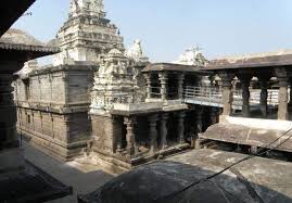 The temple was built by King Bhima, the Eastern Chalukyan ruler between the 9th and 10th centuries. The temple is unusual in having two floors. Decked in a mixture of Chola and Vengi Chalukya styles, this temple has four main entrances and three concentric walk paths.