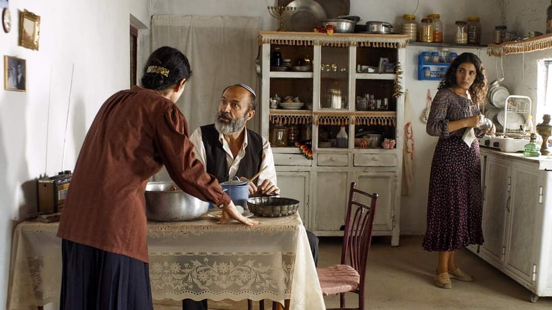 JayAbdoActor's tweet photo. When I first read the script, it really broke my heart ❤️ #NEIGHBORS - Nominated for the "Prix de Soleure 2021" at the Swiss National Film Festival - Solothurn! Many thanks to writer-Director Mono Khalil for this fantastic opportunity. #syrianjews #jayabdo ✡ #kurdish #qamishli https://t.co/qVl2ph4uMP
