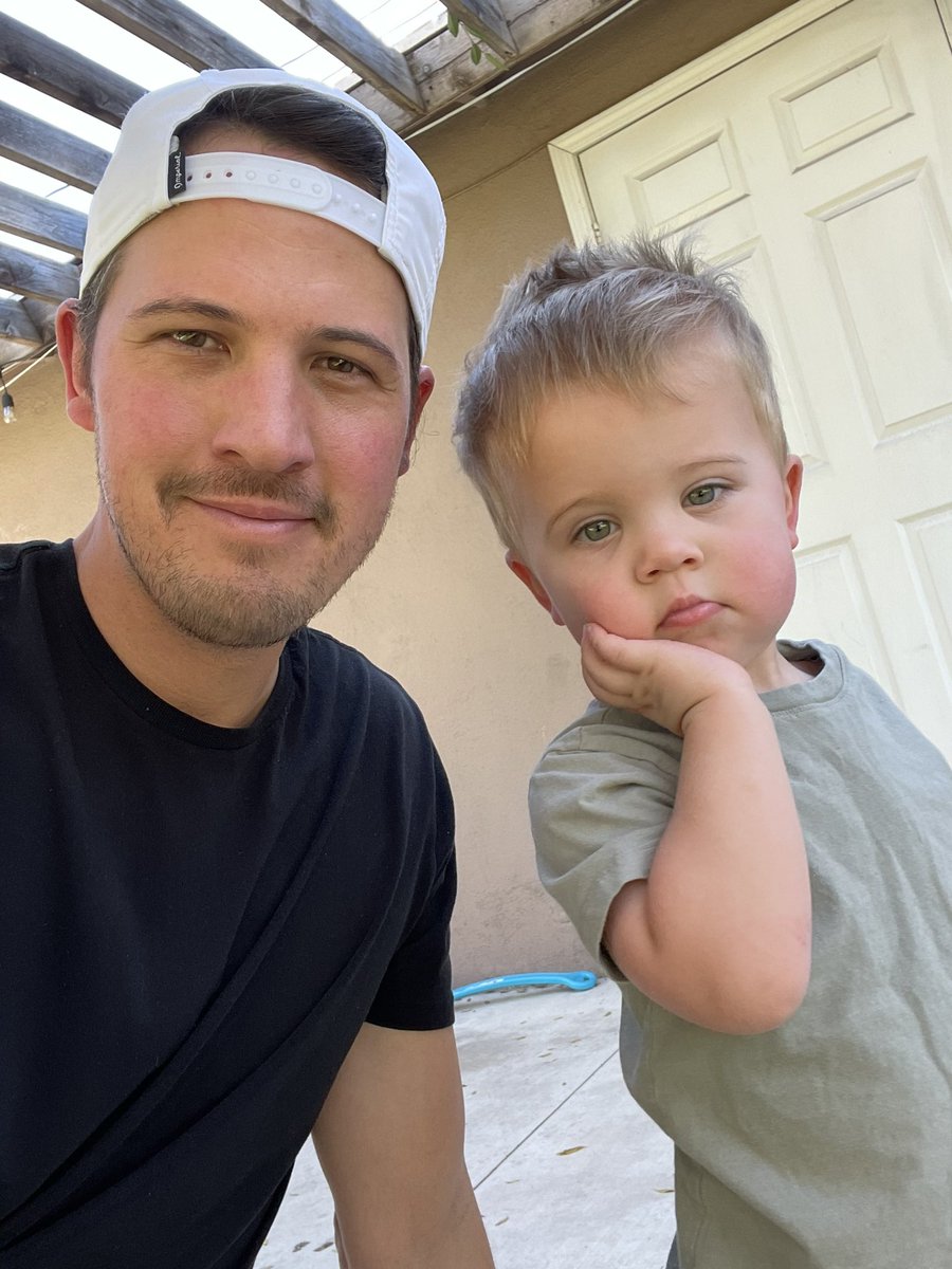 joeysdoingstuff's tweet photo. Love the pose bud! https://t.co/xZIjao7Rte