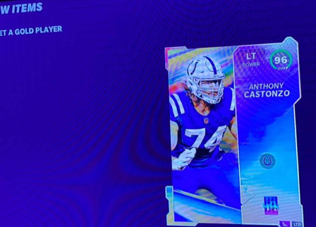 MaddenUTCouple's tweet photo. 🌈 Finally starting to see these "boosted odds"!
#madden21 #EASports #maddenUT #getagold #LTD #Redux #MaddenUTCouple
@Samiyosyoutube @Zirksee @Scomo843 @Gutfoxx @TheActualCC @KinnyGames https://t.co/oIpwoP6ikk