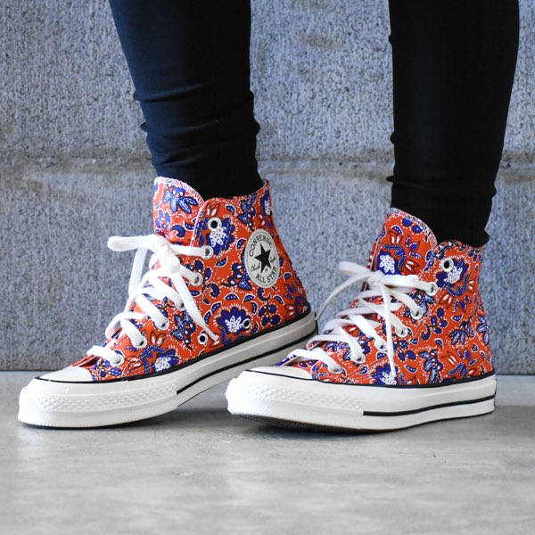 RAYdy_official's tweet photo. 日本未発売
最新USAモデル
CHUCK TAYLOR 70' 
CT 70
デザイン物のHi Cutが入荷しました⭐️

HABANE CT70 Hi Cut.
https://t.co/NOl0nVQv7B

MULTI FLORAL CT70 Hi Cut.
https://t.co/KsNan5EHUf

どちらも少量入荷なので
気になる方はお早めにどうぞ。 https://t.co/ZHcgB71eyY