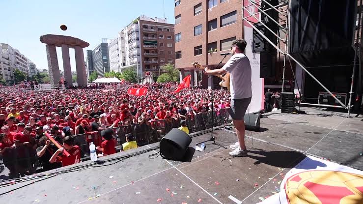SouthAfricanKop's tweet photo. https://t.co/GZzH7Unnng

BREAKING NEWS!!!!! 

The game we all circle on our calendars, the game which divides families and friends, the game which is more than just a game! Liverpool vs United...it's with great pleasure that the South African Kop invites you to join us for our https://t.co/HA1Z316hX7