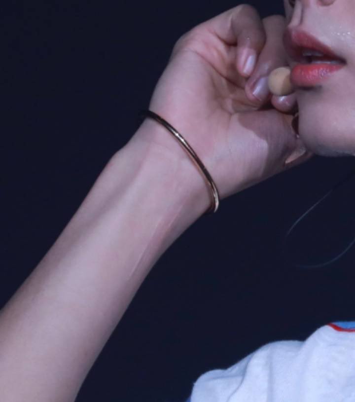 when xiao zhan does photoshoots, he doesn’t ever request that they photoshop his face, but asks that they hide the scars on his wrist and hand from when he got hurt, he’ll hide it in public and say it’s nothing if you ask him