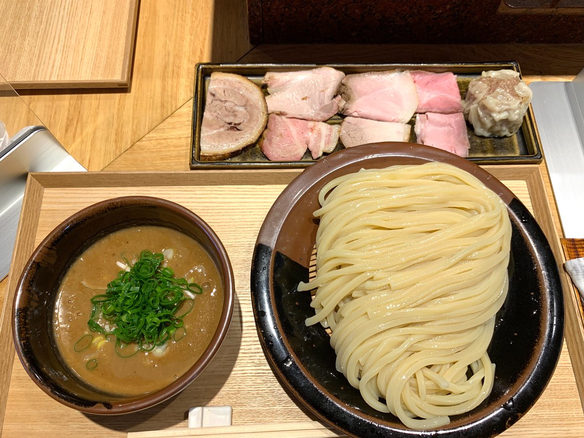 ninja_padrino's tweet photo. Tomita is legendary for using the finest ingredients in his tsukemen and you can taste the high degree of kodawari, accompanying pork sampler is sublime, definitely my favorite ramen anywhere https://t.co/3mibIA92FG