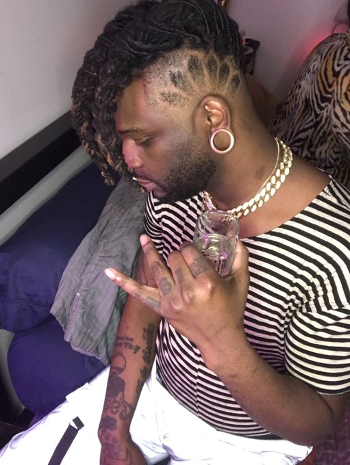 It&rsquo;s a real nigga birthday! https://t.co/WcyReQPj9y