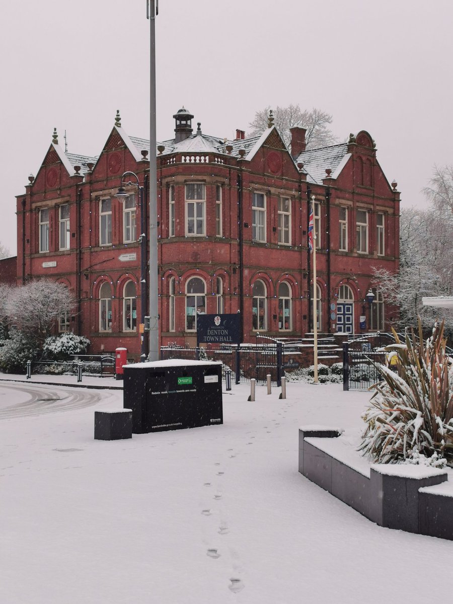 Rounddenton's tweet image. Some pics from when the snow came in Jan 2021
