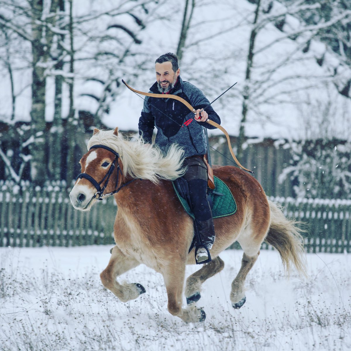 san_chenco's tweet photo. #weekend i lecimy na trening z @AnaSokolska
#horse #archery #ammarchery
@wojpodlaskie https://t.co/57byVpJCwS