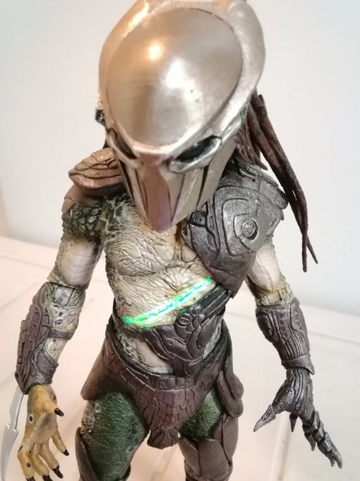 ファルコナープレデターのtwitterイラスト検索結果