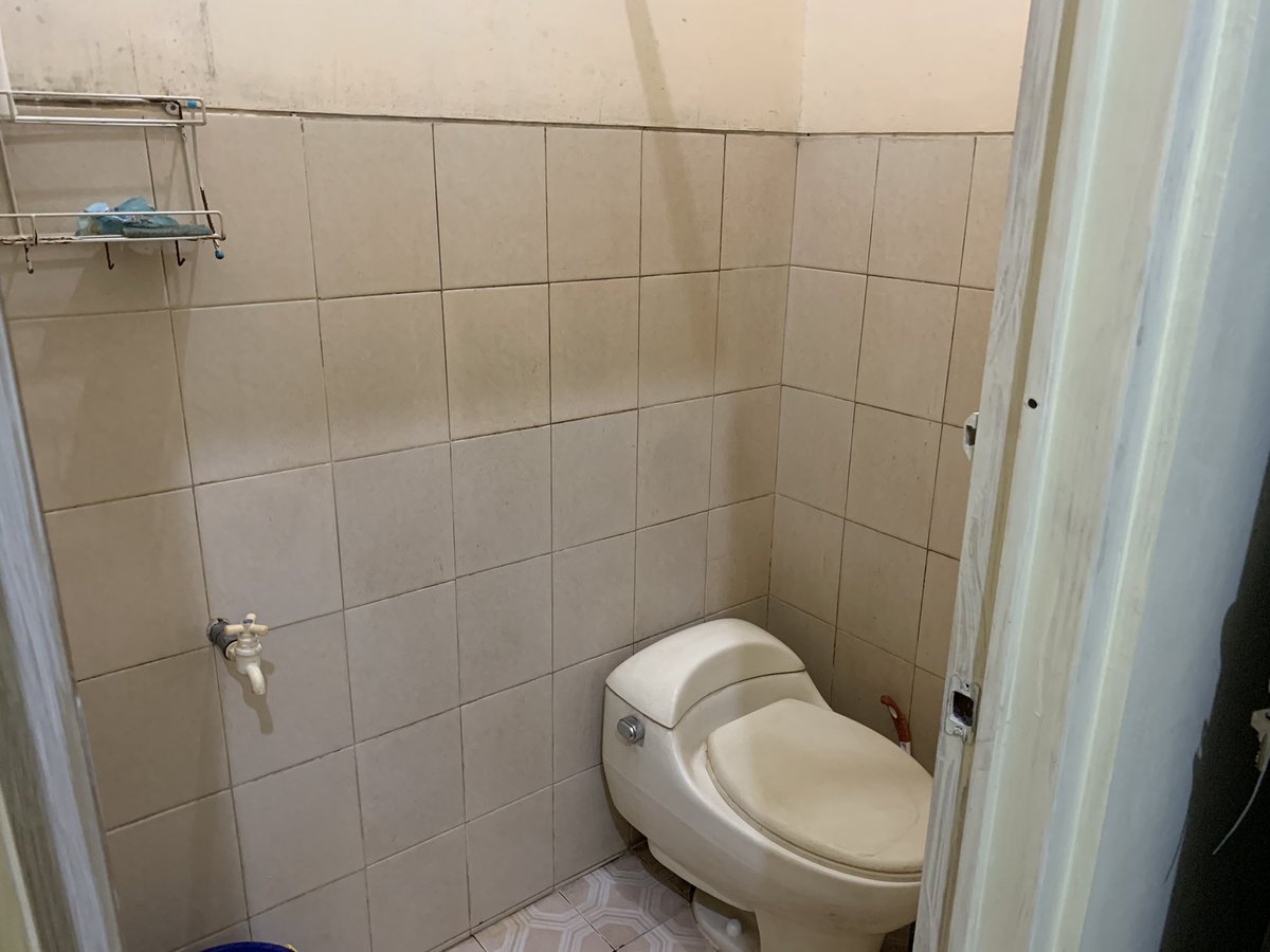 aliefmaulana_'s tweet photo. @hrdbacot Bantu punya pak Haji. Kosan campur di Gang Pepaya, Kalibata Tengah. Harga 1,3/1,5 jt inc: listrik, air, dan laundry.

+ All in
+ Dekat halte Warung Jati 100m
+ Keluar gang, ada banyak warteg
+ Ada yg bersihin tiap hari

- Masuk ke gang https://t.co/Ne1sWWBgOL