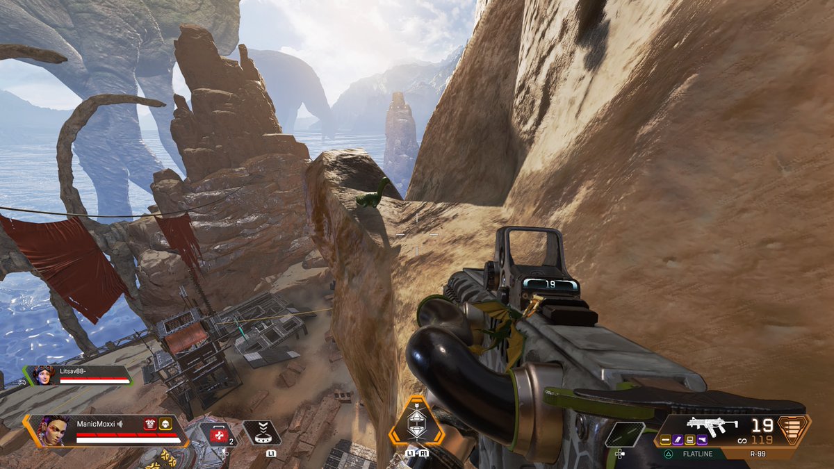 Manicmoxxi's tweet photo. Look what i found! This is what happens late at night doin 1v1s with homies in the #apexlegends firing range LOL https://t.co/bXRdSutkSg