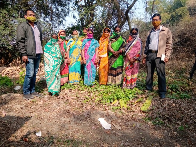 BonthIcds's tweet photo. #site_selection of Rameswar SHG,Kandaba ,Gopinathpur  GP for 200 layer unit under State Plan RKVY Scheme in the presence of BPC,MS and BVO Bonth.
@BhadrakDswo @DPMU_MS_Bhadrak @DM_Bhadrak https://t.co/qocWm2mJg9