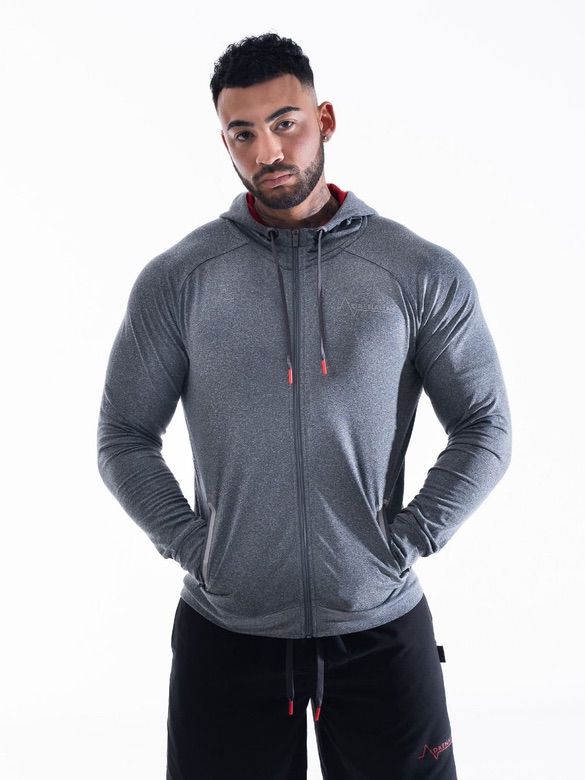 Happy Saturday!

Make sure to wrap up warm this weekend when getting your steps in ❄️

Our durable Grey Tech Hoodie is perfect to layer for those colder days, shop the look on our website. bit.ly/3nAJaH4
