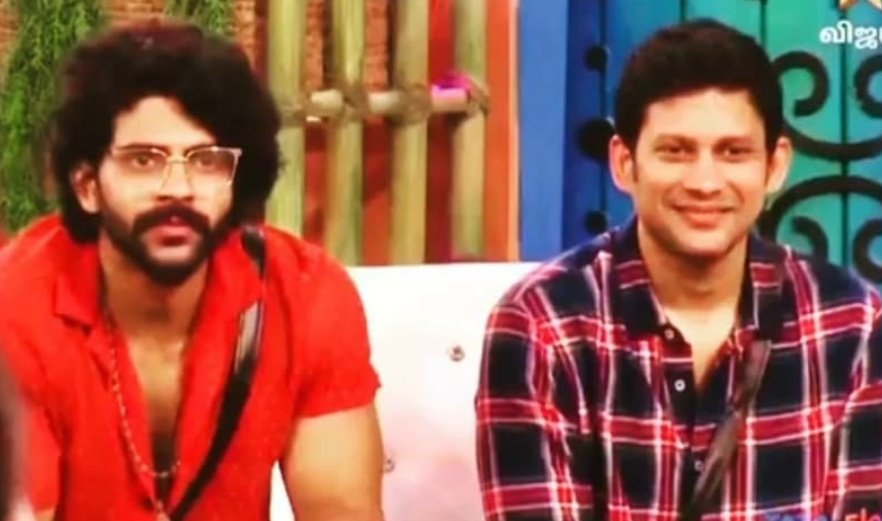  #BalajiMurugaDoss with  #SomWhether anyone agrees or not Bala really likes you Som. We could always see that even if many may not have. He always cheered the loudest for you even though no one noticed. There were moments of good natured fun between both that we enjoyed.