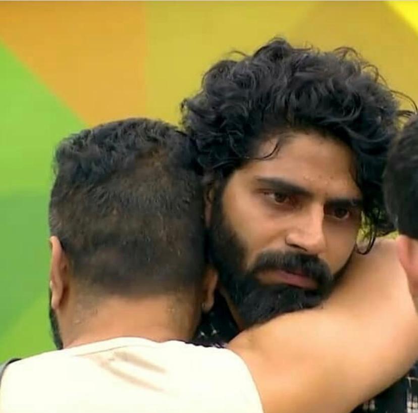  #BalajiMurugaDoss with  #RameshAlways felt there was a good rapport between both. Truly loek the chill laid back bond the two of you shared. He could always discuss stuff with you. Honestly wish there had been more moments of your'll shown. Would have really enjoyed it.