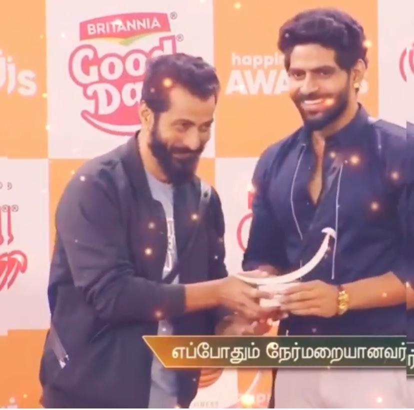  #BalajiMurugaDoss with  #RameshAlways felt there was a good rapport between both. Truly loek the chill laid back bond the two of you shared. He could always discuss stuff with you. Honestly wish there had been more moments of your'll shown. Would have really enjoyed it.