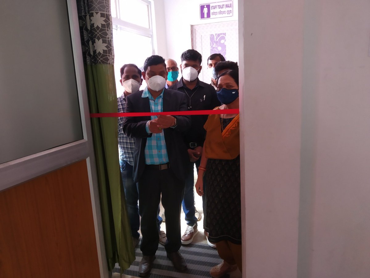 ChcKanas's tweet photo. 1st Day Vivid Vaccination at CHC Kanas on 16-01-2021 @PURIHEALTH2018 @nhmodisha https://t.co/jWZetrhhTN