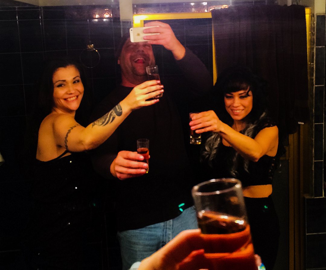 Mike Hammer tweet media