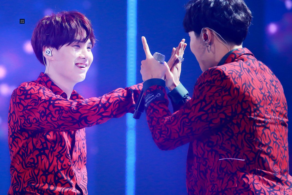 hoseok’s reaction when he picks yoongi’s photocard 